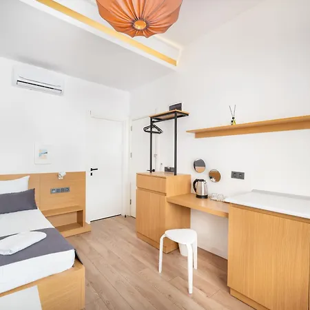Hotel Italic *