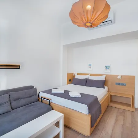 Italic Hotel *